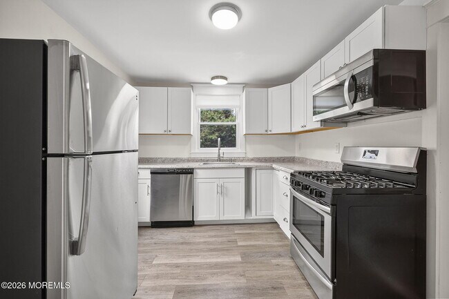 Building Photo - 1429 Marconi Rd