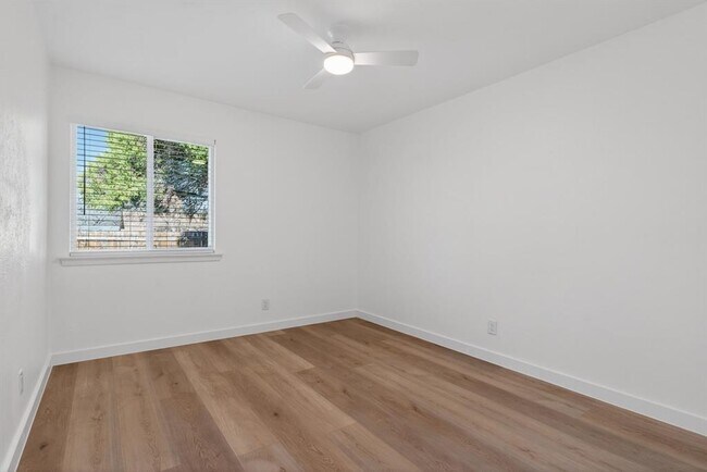 Building Photo - 8400 Seminary Ridge Dr