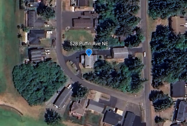 Building Photo - Large 2+ bedroom 2.5 bath home with large ...