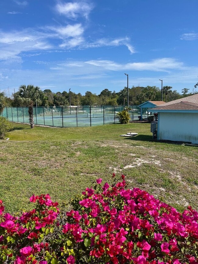 Building Photo - Renovated 2/2 Beacon 21 Condo Waterfront 55+ Community