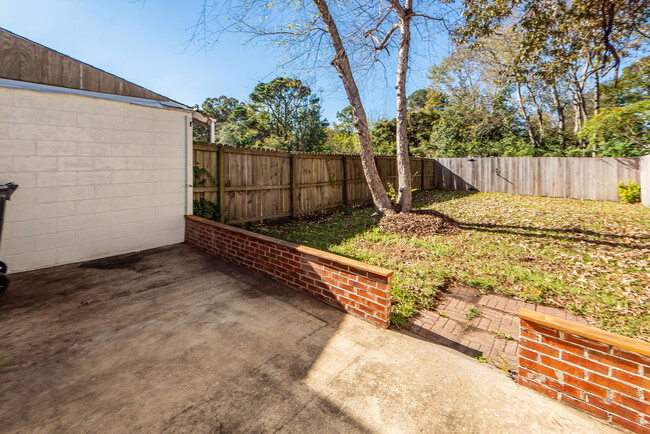 Building Photo - 4396 Melanie Ct