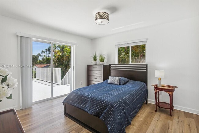 Building Photo - 6300 SW 144th St