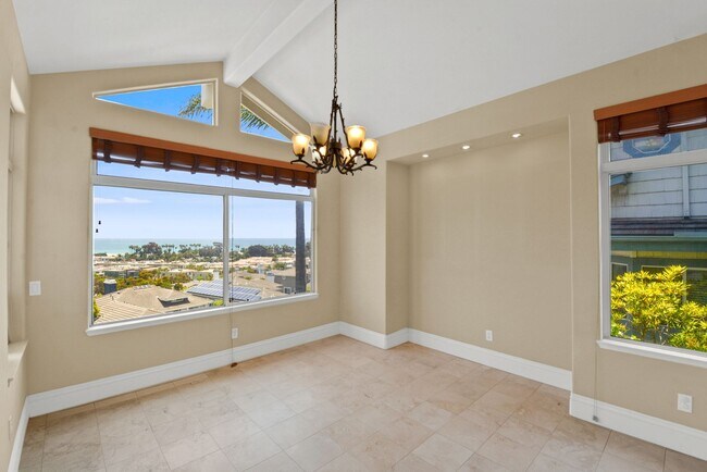 Building Photo - Stunning 3 Bed | 2.5 Bath Home with Office...