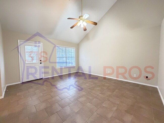 Building Photo - 3 Bed, 2 Bath Home in Ruston!