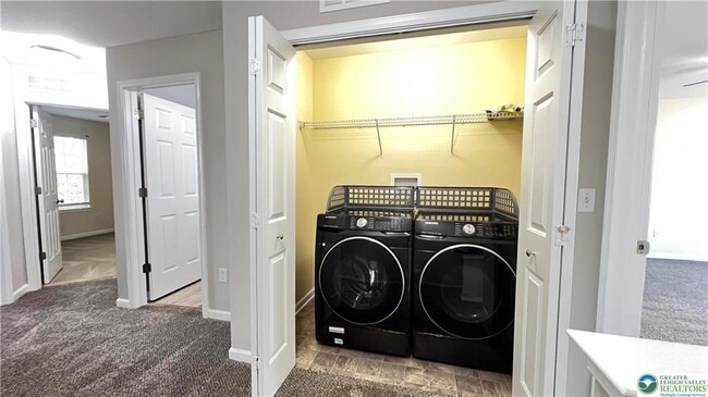 Building Photo - 705 Blue Heron Dr