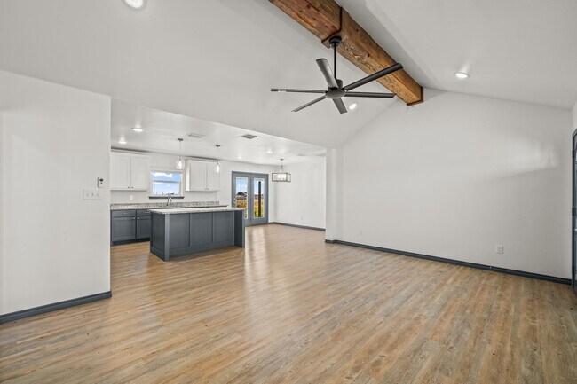 Building Photo - 8536 E County Rd 5500