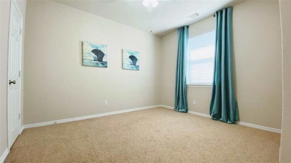 Building Photo - 314 River Briar Ln