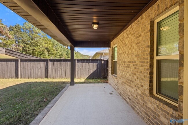 Building Photo - 338 Fenrose Dr