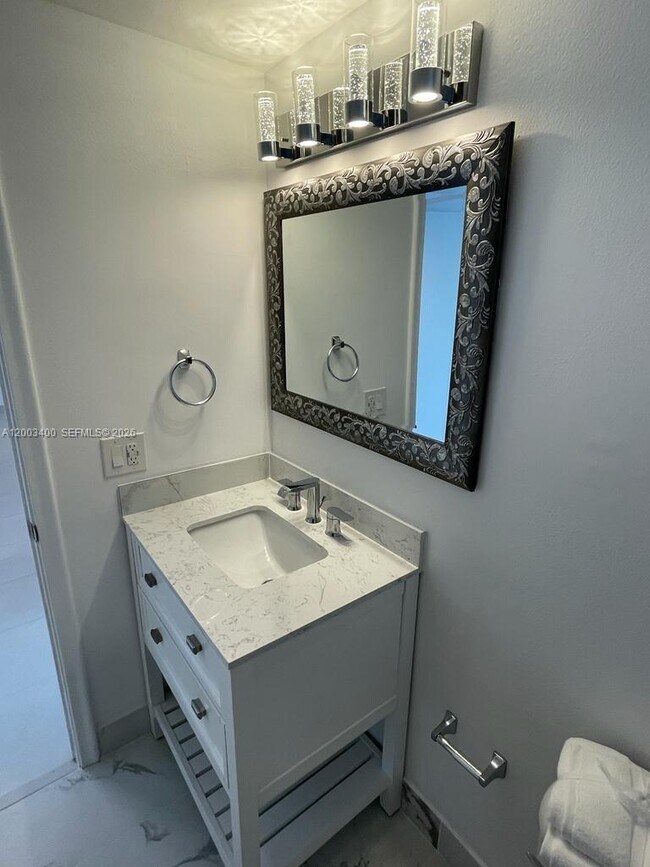 Building Photo - 7732 Camino Real