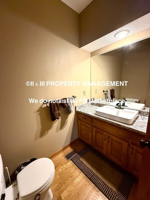 Building Photo - 9103 W 131st Pl