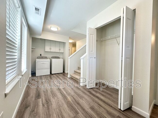 Building Photo - 8443 Delridge Wy SW