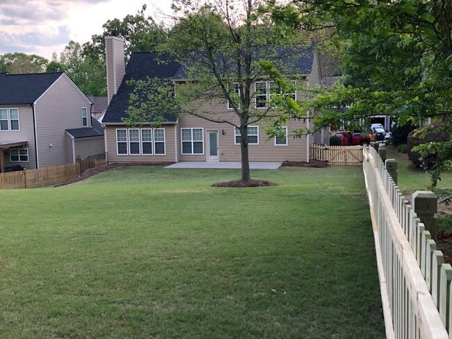 Building Photo - 4425 Azurite St