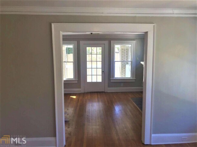 Building Photo - 1706 McLendon Ave NE