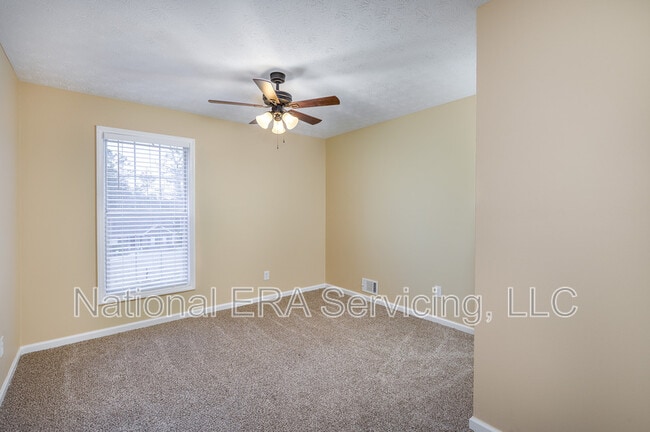 Building Photo - 70 Burdell Dr