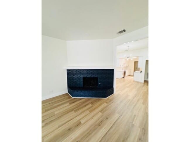 Building Photo - 9215 Highedge Cir