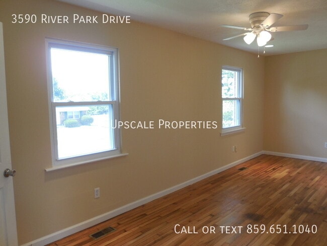 Building Photo - 3590 River Park Dr