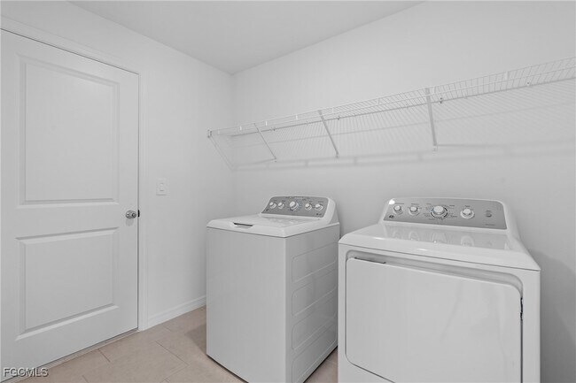 Building Photo - 12212 Sydney Ct