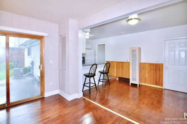 Building Photo - 8807 Tavistock Dr