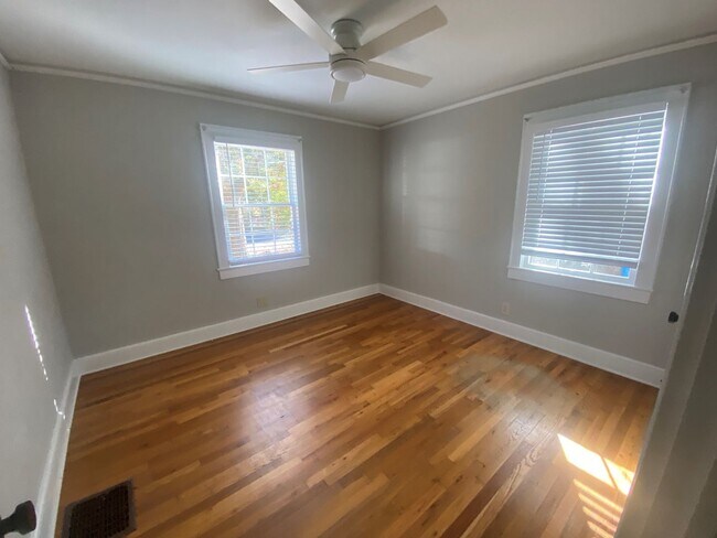 Building Photo - "Get ready to step into your new dream home – it's all set and waiting for you!"