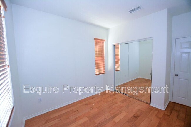 Building Photo - 3055 Nimes Ln