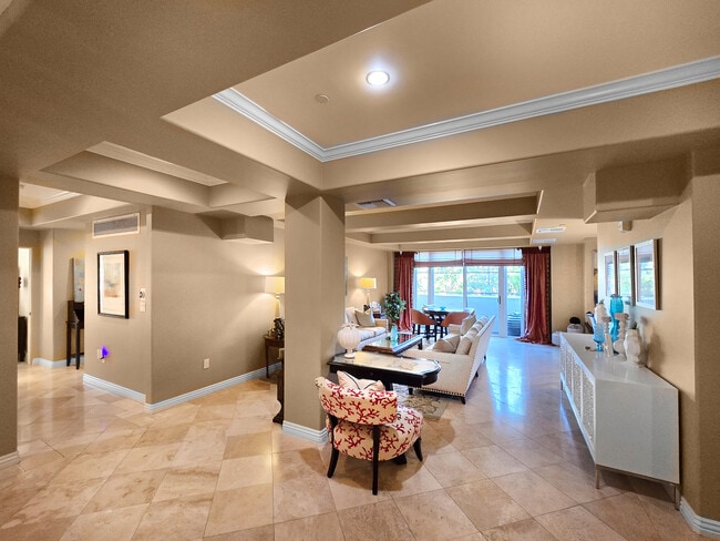 Building Photo - 10795 Wilshire Blvd