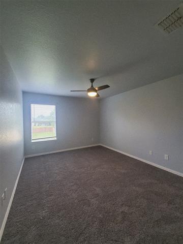 Building Photo - 1024 Fair Oaks Dr