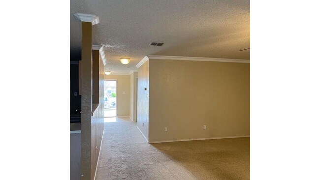 Building Photo - 1410 Quail Meadow Dr