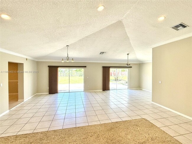Building Photo - 17501 SW 92nd Ct