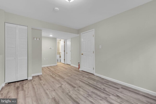 Building Photo - 8856 Youngsea Pl