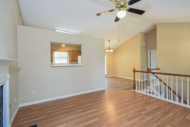 Building Photo - 2695 Chadwick Ln NW