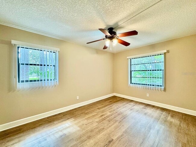 Building Photo - 3048 Eastland Blvd