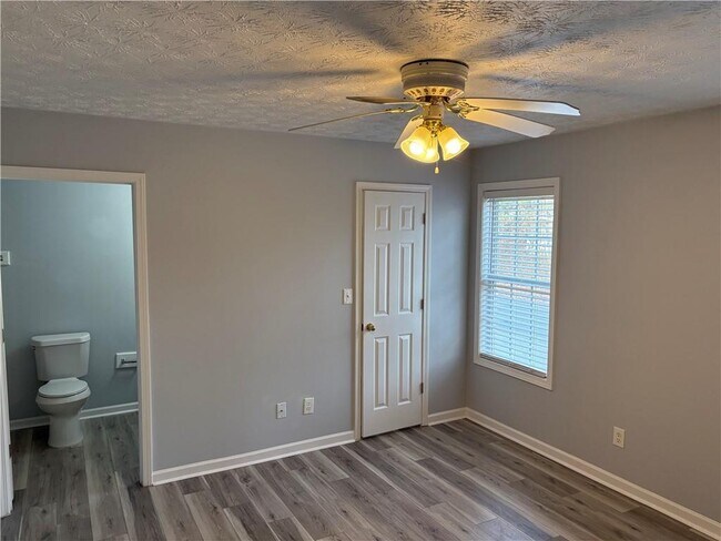 Building Photo - 4591 Logan Way