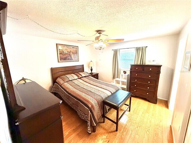 Building Photo - 7238 55th Ave N