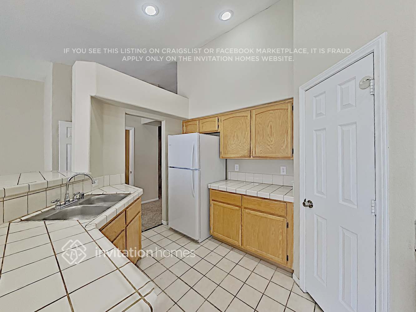Building Photo - 3836 Iverson Ln