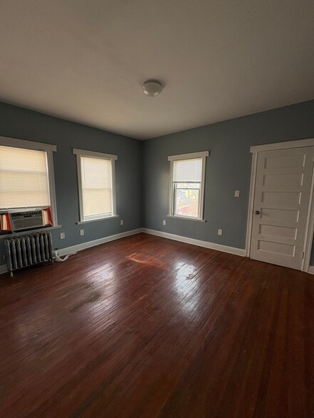 Building Photo - 150-20 86th Ave