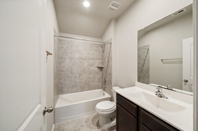 Building Photo - 13919 Leigh Lake Ln