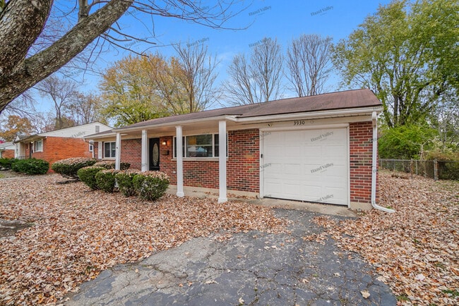 Building Photo - 3930 E Fulton St