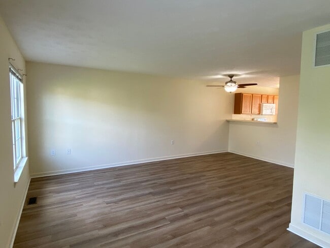 Building Photo - Renovated Home with Open Floor Plan, NEW L...