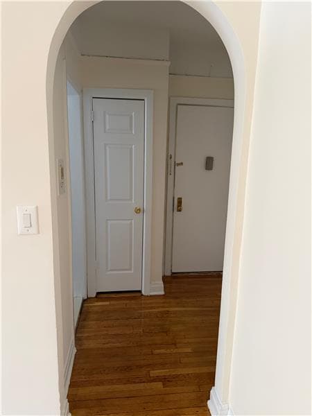 Building Photo - 9319 Ridge Blvd