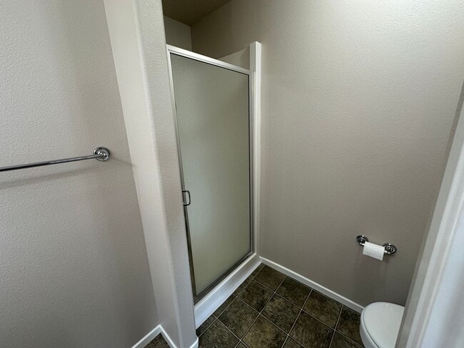 Building Photo - S0476