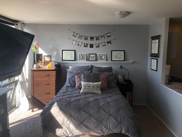 Building Photo - 4343 N Clarendon Ave