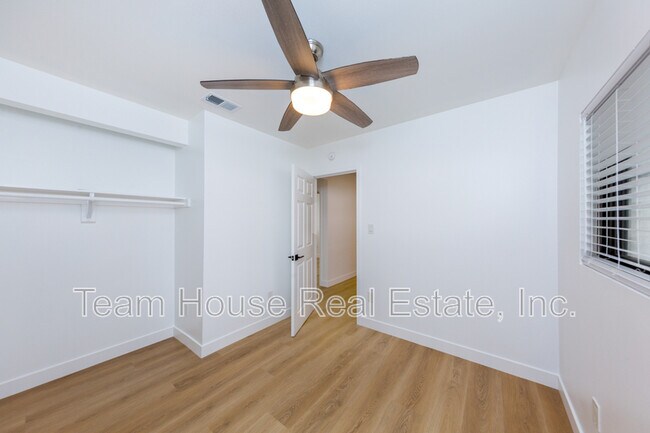 Building Photo - 27220 Seco Canyon Rd