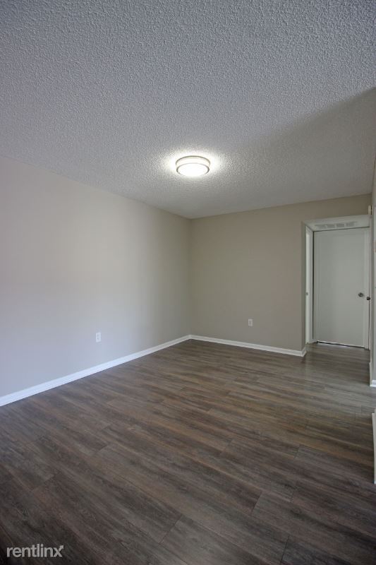 Building Photo - 10208 Bushman Dr