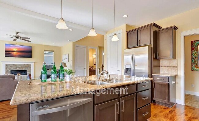 Building Photo - 5845 Grand Teton Loop