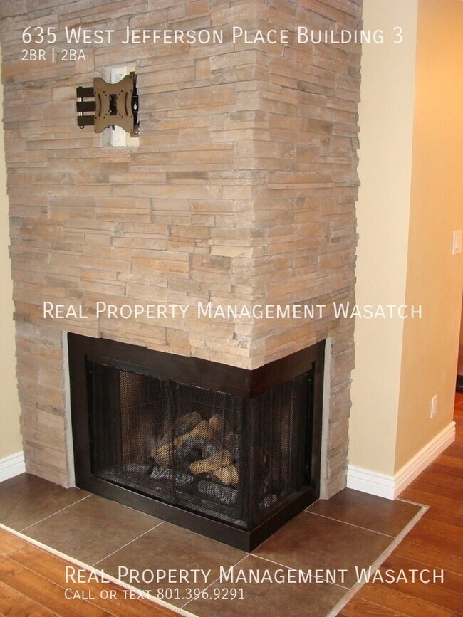 Building Photo - 2 Bed 2 Bath Condo in Sandy