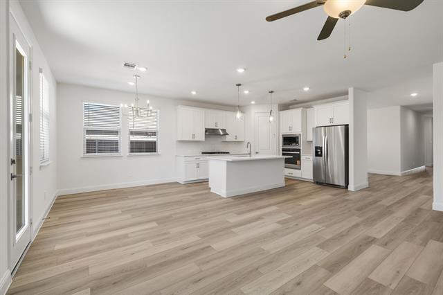 Building Photo - 2441 Glacier Rdg