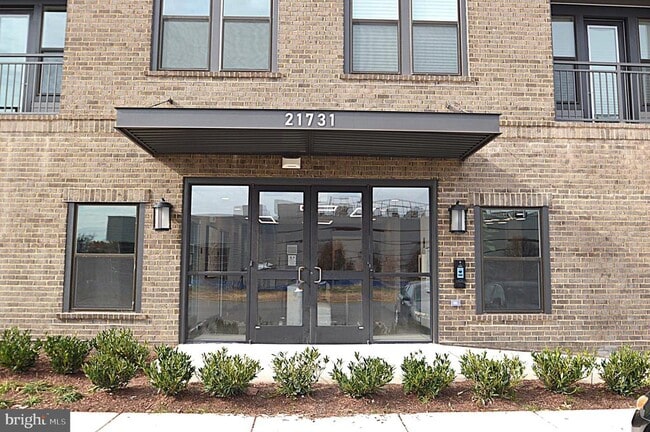 Building Photo - 21731 Dovekie Ter