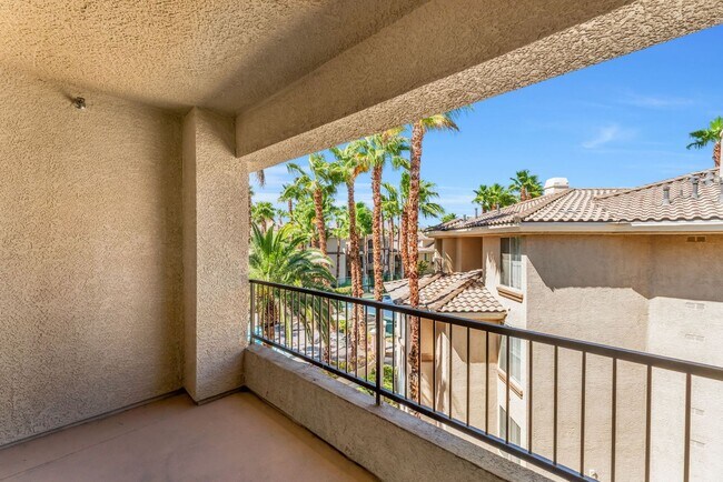 Building Photo - 7139 S Durango Dr