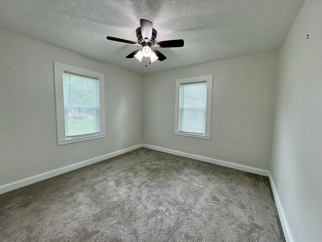 Building Photo - Updated & Move-In Ready Home for Rent – 2B...