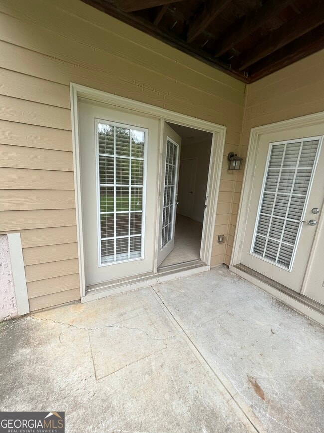Building Photo - 6411 Hickory Springs Cir